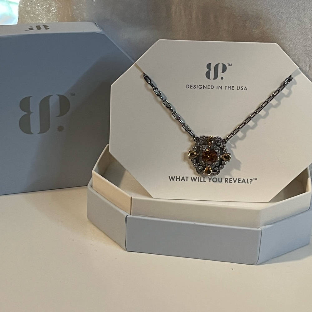 NWT Bomb Party Brown Crystal Necklace